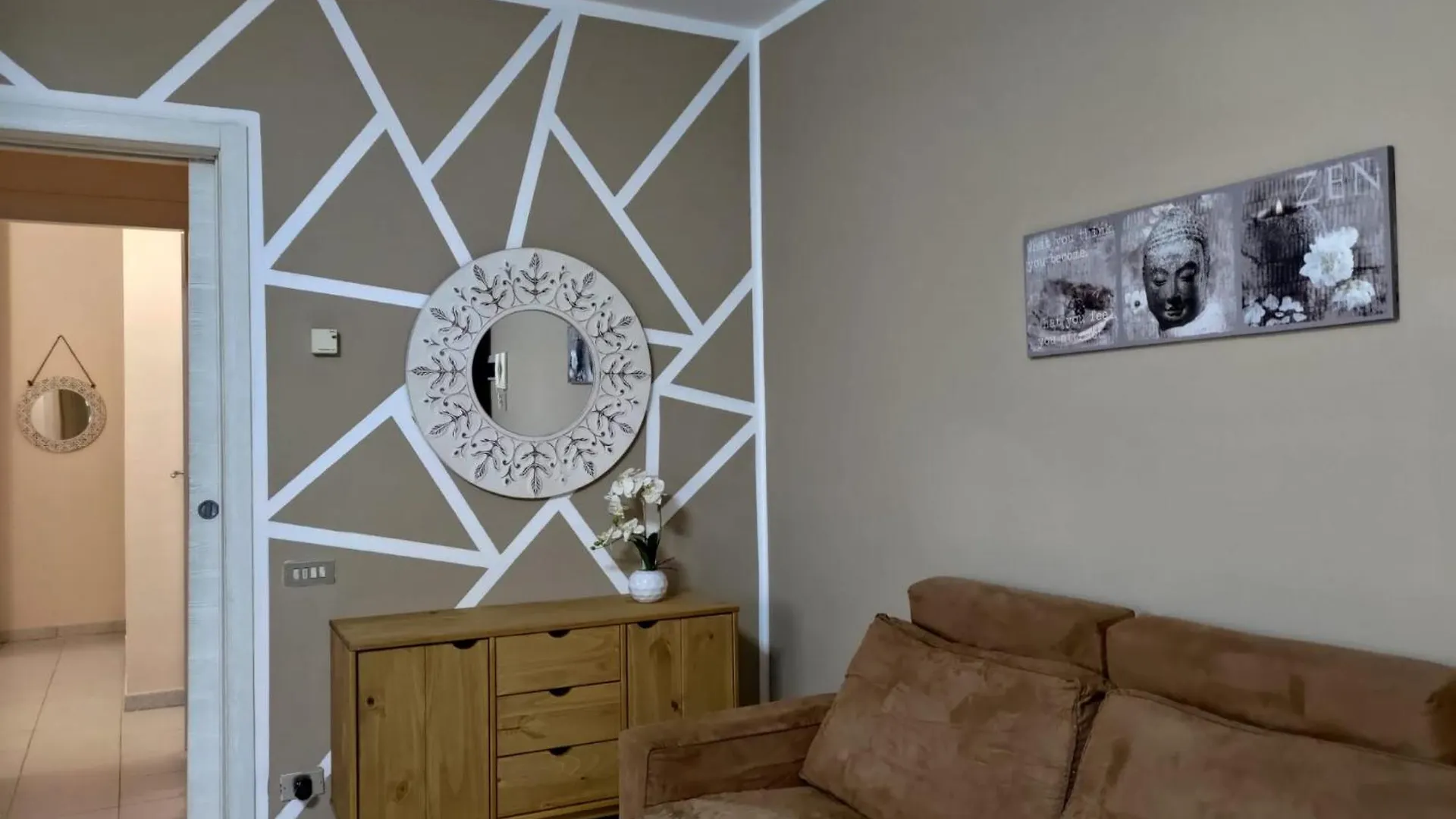 Residence Milly San Siro - Rho Fiera Milano 0*,  İtalya